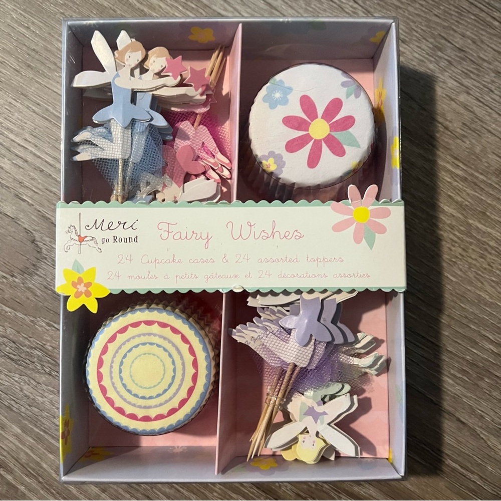 NIB MERRI GO ROUND FAIRY WISHES BALLERINA‎ PARTY PACK CUPCAKE LINERS CASES (24)